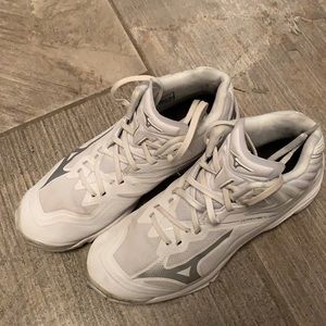 mizuno white volleyball sneakers size 8.0 womens